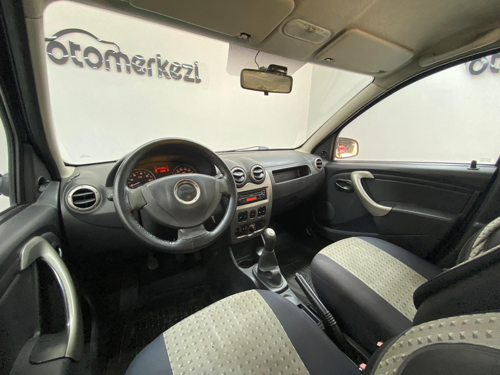 DACIA SANDERO 14